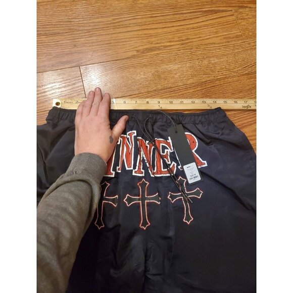 Fashion Nova Swimtrunks Men's Size M Black Red Sinner Crucifix's Mesh Lining NWT - Picture 5 of 11